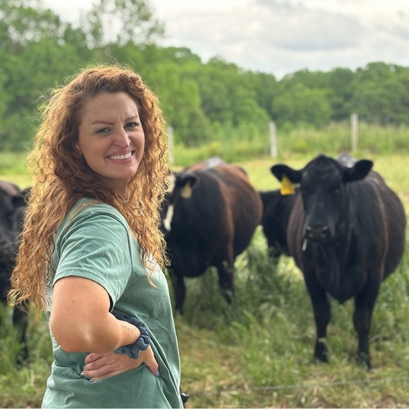 Meet your Posher, Hillary - Picture 13 of 15